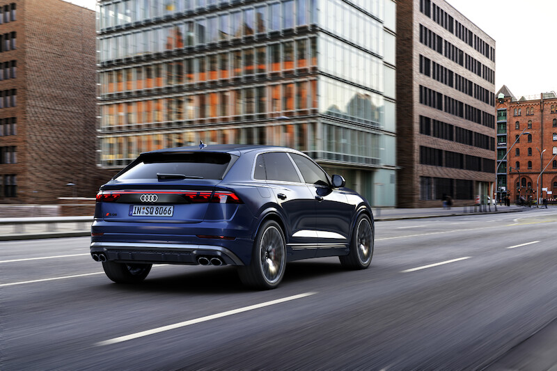 Ekspresyjny design i nowa technika świateł - udoskonalone Audi Q8