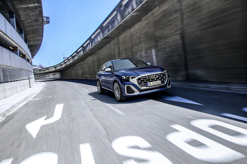 Ekspresyjny design i nowa technika świateł - udoskonalone Audi Q8