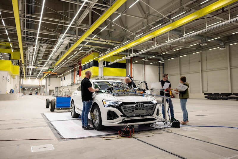 Audi uruchamia nowe Centrum Bezpieczeństwa Pojazdów