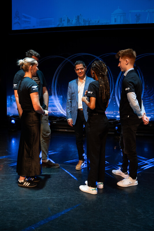 Audi na szczycie One Young World