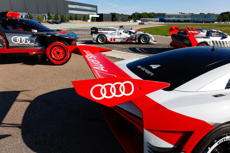 Wyjątkowe spotkanie elektrycznych prototypów Audi Sport: &#8222;e-tron na torze&#8221;