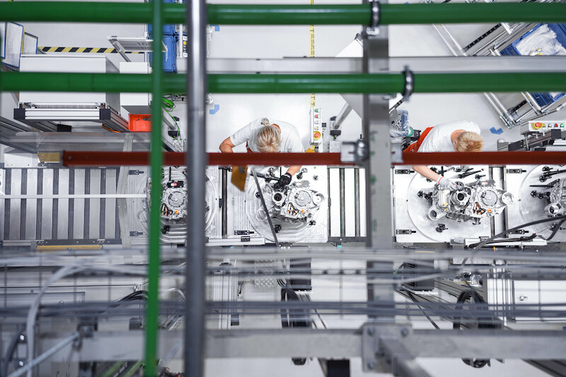 Rozpoczęcie produkcji silników elektrycznych dla PPE w Győr