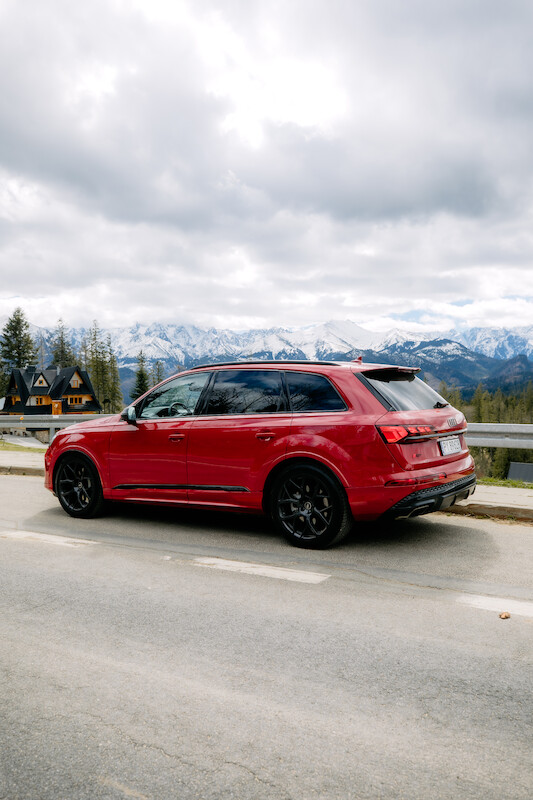 Mocne pod względem designu, komfortu i technologii: odnowione Audi Q7