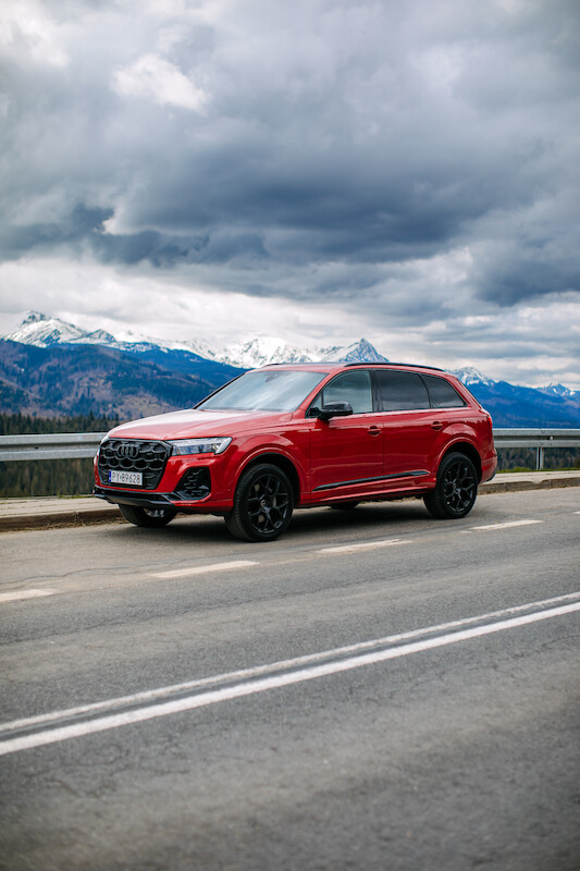 Mocne pod względem designu, komfortu i technologii: odnowione Audi Q7