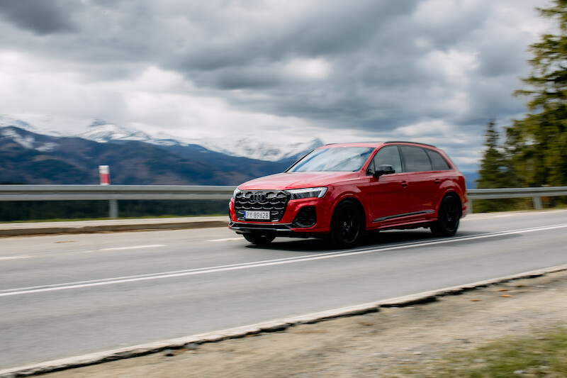 Mocne pod względem designu, komfortu i technologii: odnowione Audi Q7