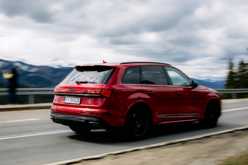 Mocne pod względem designu, komfortu i technologii: odnowione Audi Q7
