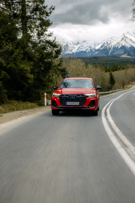 Mocne pod względem designu, komfortu i technologii: odnowione Audi Q7