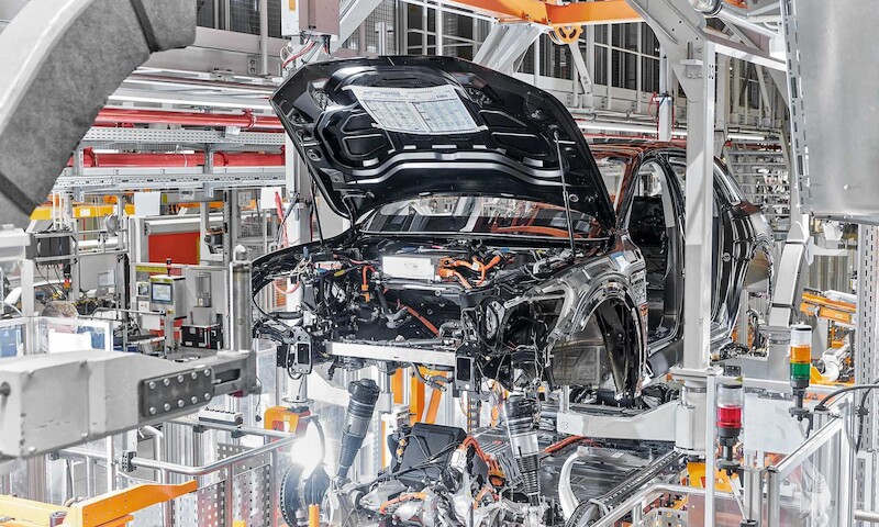 Audi Bruksela: Dom Q8 e-tron i pierwsza na świecie neutralna pod względem emisji dwutlenku węgla fabryka w segmencie premium