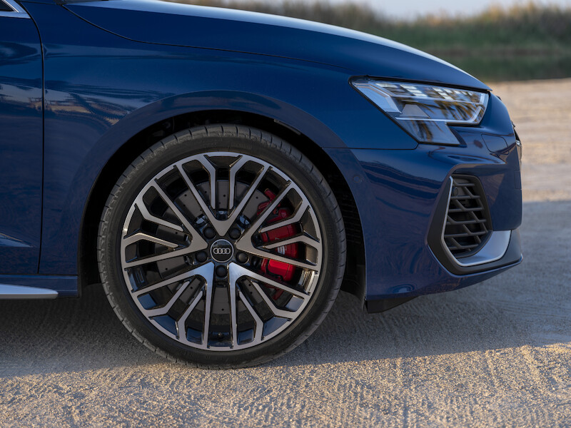 Wysokie osiągi, zwinność i ekspresja: nowe Audi S3