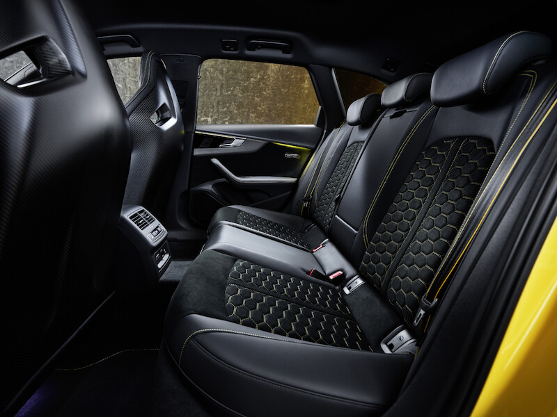Wysokie osiągi w codziennym użytkowaniu i na torze wyścigowym: Audi RS 4 Avant edition 25 years