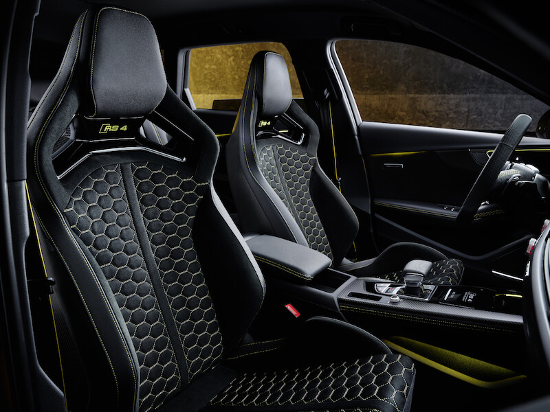 Wysokie osiągi w codziennym użytkowaniu i na torze wyścigowym: Audi RS 4 Avant edition 25 years