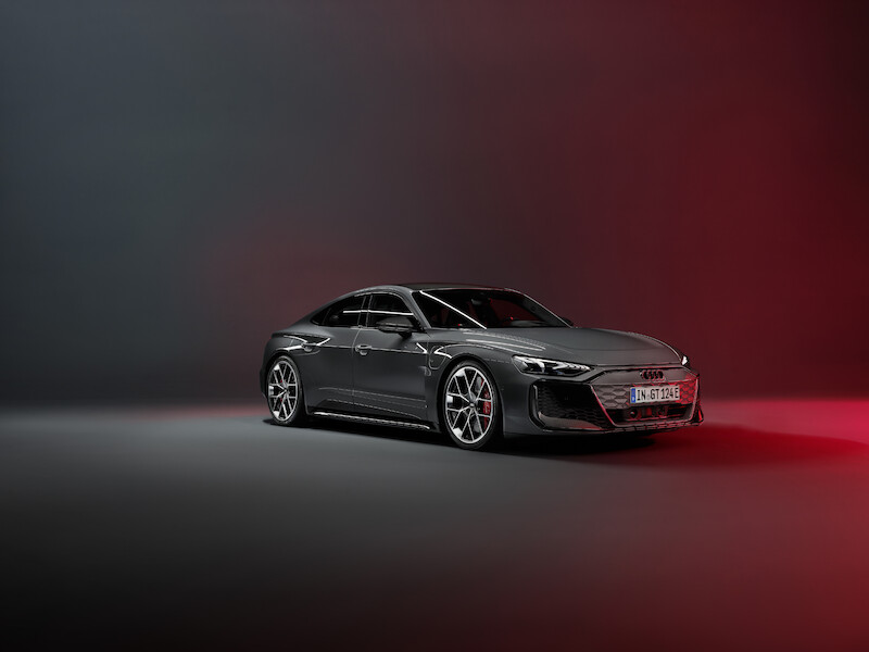 Nowe Audi e-tron GT: elektryzujące arcydzieło