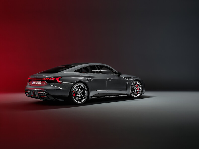 Nowe Audi e-tron GT: elektryzujące arcydzieło