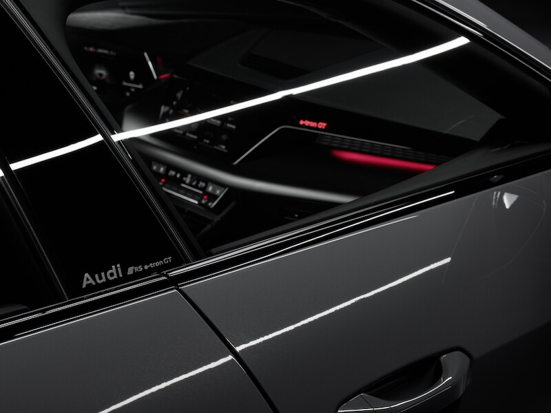 Nowe Audi e-tron GT: elektryzujące arcydzieło