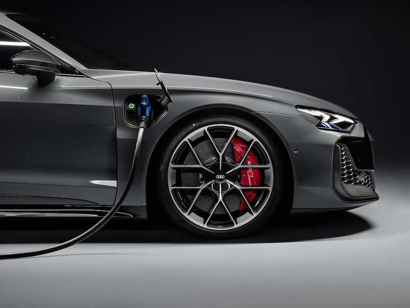 Nowe Audi e-tron GT: elektryzujące arcydzieło