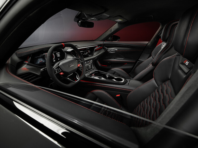 Nowe Audi e-tron GT: elektryzujące arcydzieło