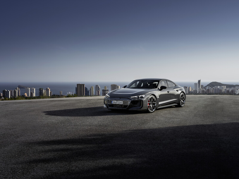 Nowe Audi e-tron GT: elektryzujące arcydzieło