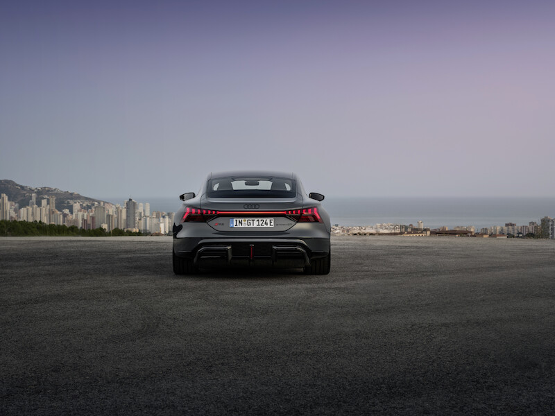 Nowe Audi e-tron GT: elektryzujące arcydzieło