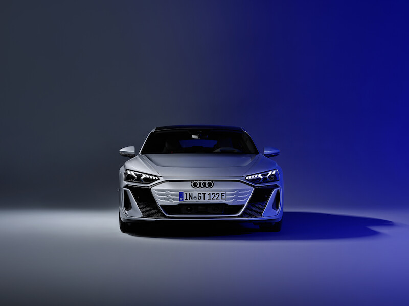 Nowe Audi e-tron GT: elektryzujące arcydzieło