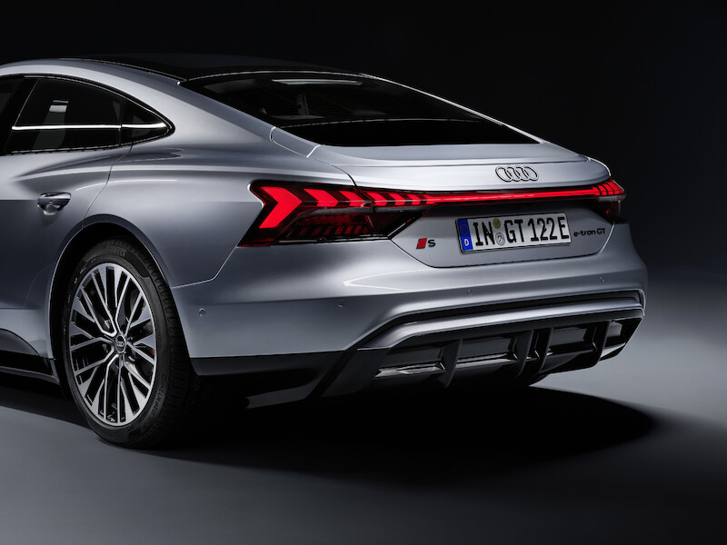 Nowe Audi e-tron GT: elektryzujące arcydzieło