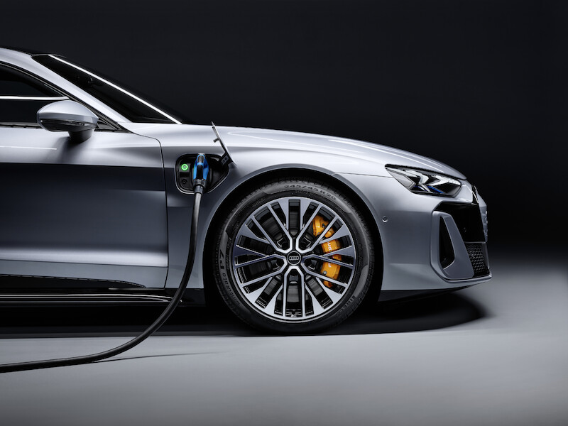 Nowe Audi e-tron GT: elektryzujące arcydzieło