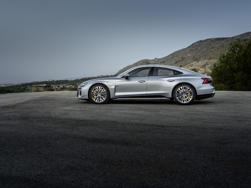 Nowe Audi e-tron GT: elektryzujące arcydzieło
