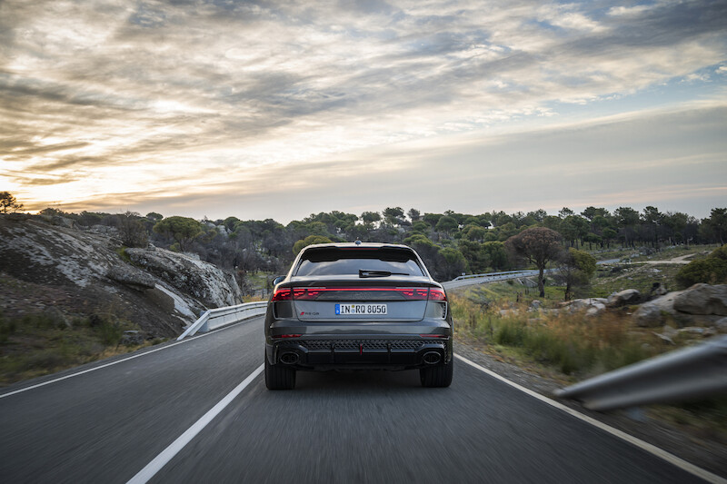Najmocniejsze SUV-y Audi Sport GmbH: nowe RS Q8 performance i zaktualizowane RS Q8