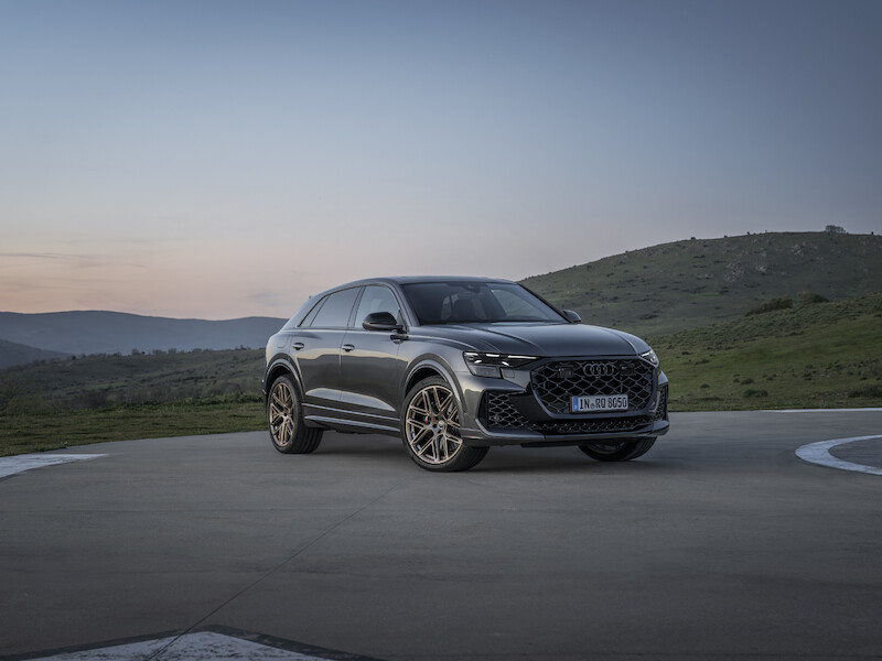 Najmocniejsze SUV-y Audi Sport GmbH: nowe RS Q8 performance i zaktualizowane RS Q8