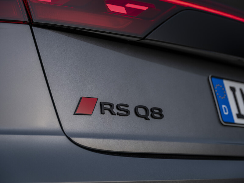 Najmocniejsze SUV-y Audi Sport GmbH: nowe RS Q8 performance i zaktualizowane RS Q8
