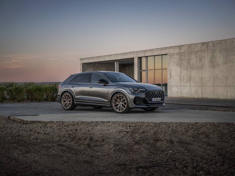 Najmocniejsze SUV-y Audi Sport GmbH: nowe RS Q8 performance i zaktualizowane RS Q8