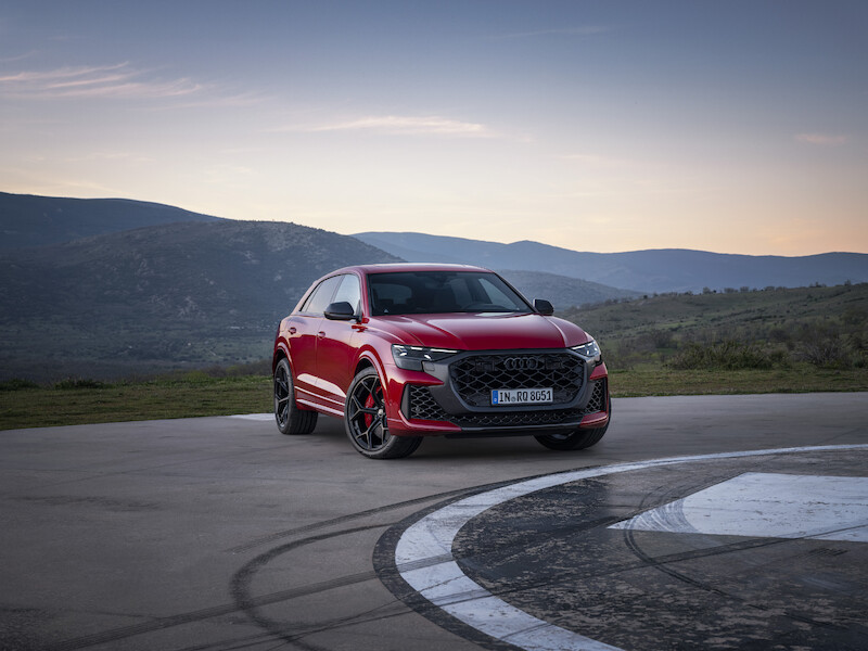 Najmocniejsze SUV-y Audi Sport GmbH: nowe RS Q8 performance i zaktualizowane RS Q8