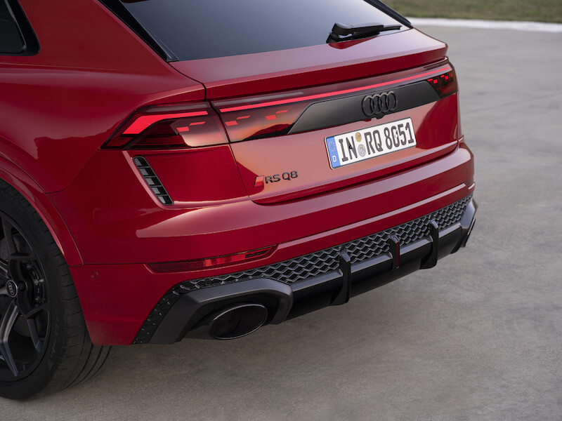 Najmocniejsze SUV-y Audi Sport GmbH: nowe RS Q8 performance i zaktualizowane RS Q8