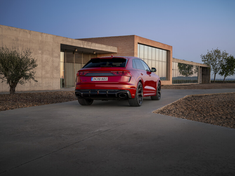 Najmocniejsze SUV-y Audi Sport GmbH: nowe RS Q8 performance i zaktualizowane RS Q8
