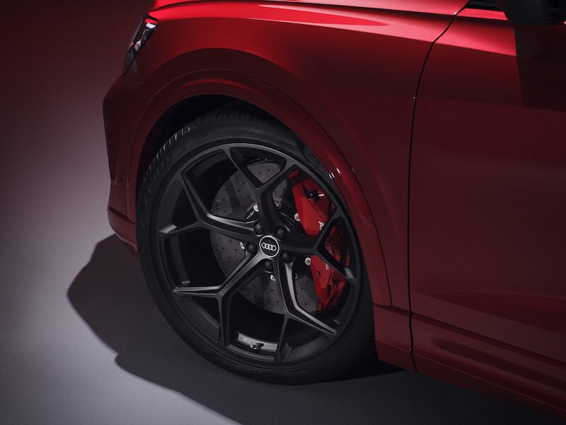 Najmocniejsze SUV-y Audi Sport GmbH: nowe RS Q8 performance i zaktualizowane RS Q8