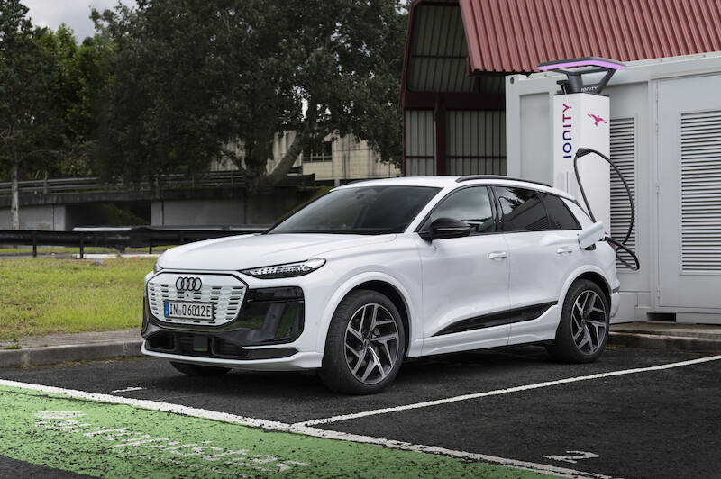 Czysta przyjemność z jazdy: północna Hiszpania w Audi Q6 e-tron