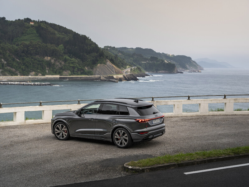 Czysta przyjemność z jazdy: północna Hiszpania w Audi Q6 e-tron