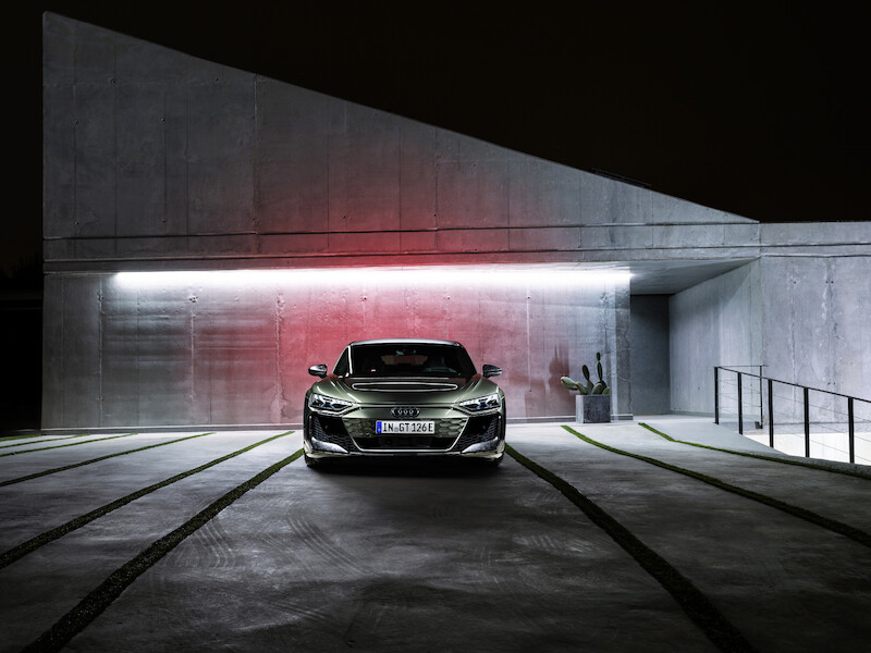 Najmocniejszy produkcyjny samochód Audi: nowe RS e-tron GT performance