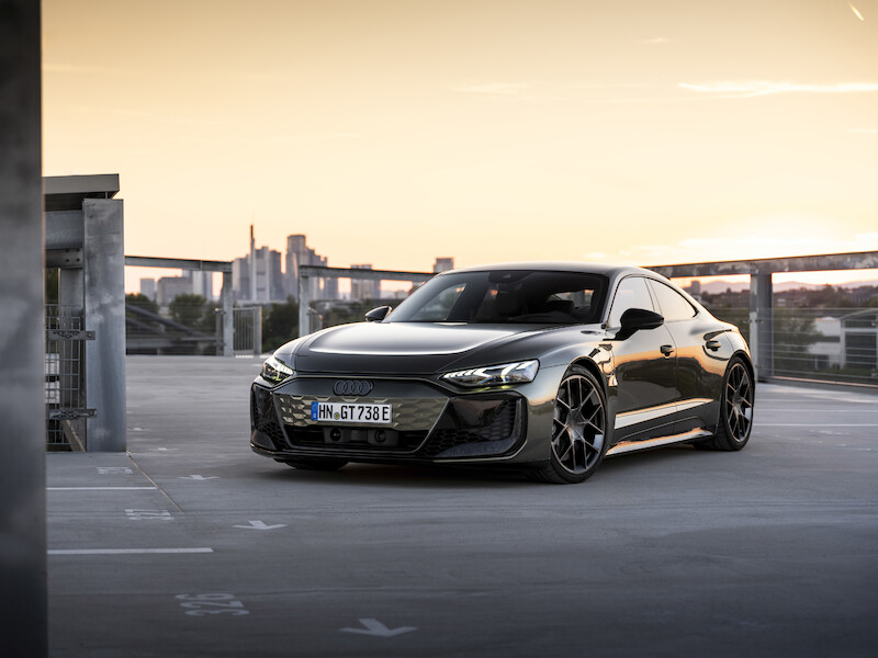 Najmocniejszy produkcyjny samochód Audi: nowe RS e-tron GT performance