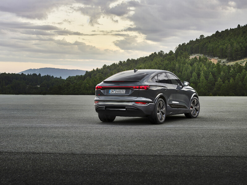 Ekscytujący design i największy zasięg w rodzinie modeli: nowe Audi Q6 Sportback e-tron