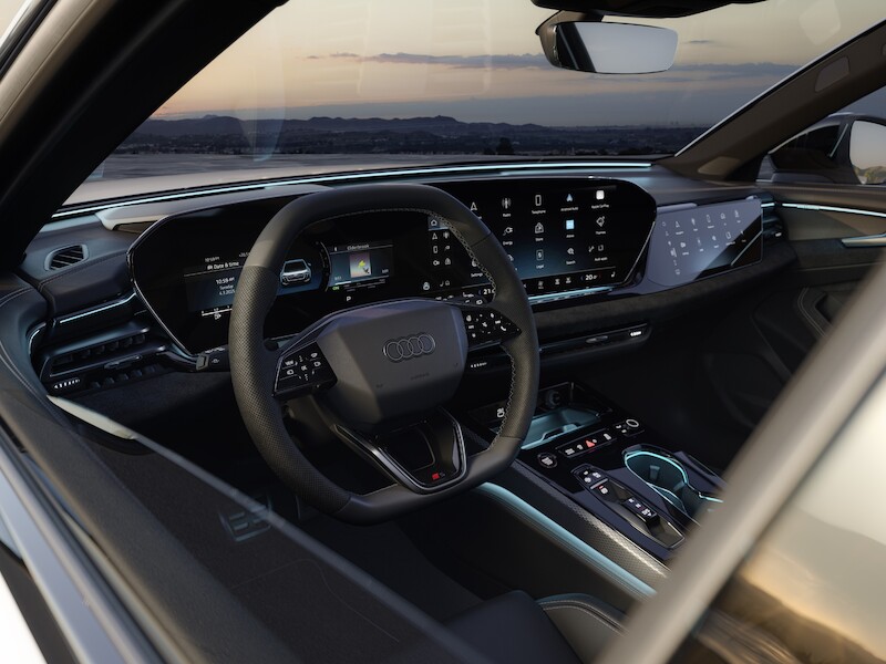 Audi A5 w nowych wersjach hybrydowych plug-in łączą dynamikę, wydajność i długi zasięg elektryczny