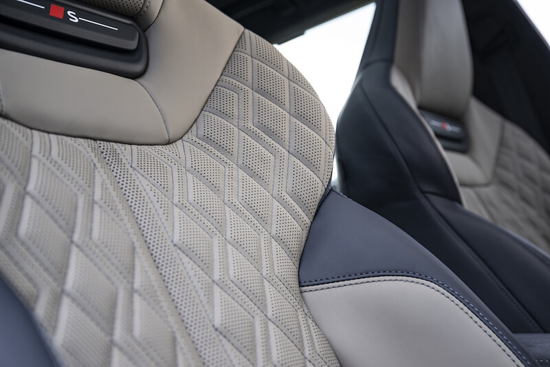 Audi exclusive prezentuje udoskonalone A6 Avant podczas Milan Design Week