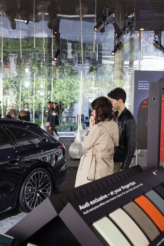 Audi exclusive prezentuje udoskonalone A6 Avant podczas Milan Design Week