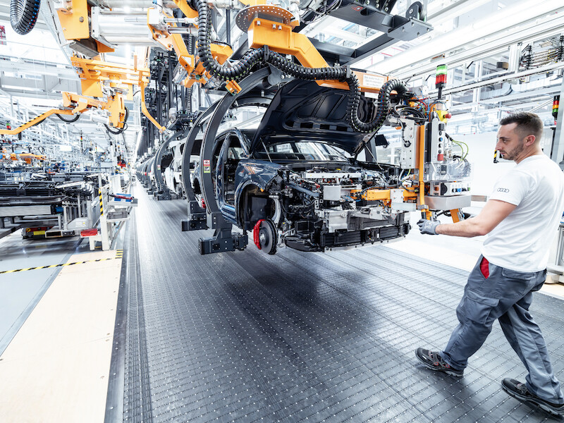 Zrównoważona i elastyczna produkcja modeli Audi Q6 e-tron w Ingolstadt
