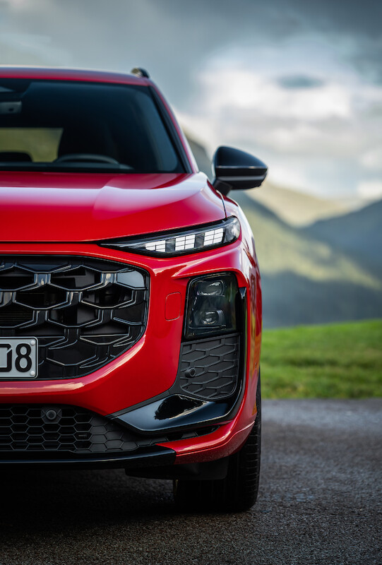Kompaktowy klasyk spotyka celtycki urok: nowe Audi Q3 w Szkocji