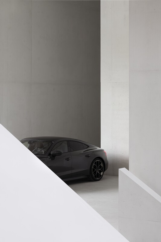 Pięć stuleci sztuki kobiet. Pierwsza tak przekrojowa prezentacja  w Polsce.  Muzeum Sztuki Nowoczesnej w Warszawie otwiera wystawę „Kwestia kobieca 1550 – 2025”, Audi jest patronem wydarzenia.