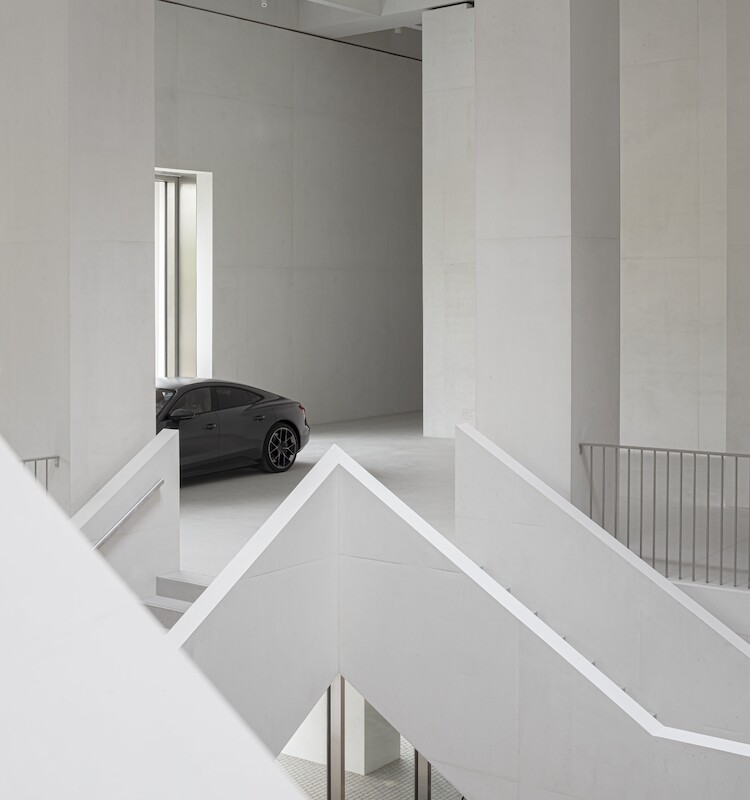 Pięć stuleci sztuki kobiet. Pierwsza tak przekrojowa prezentacja  w Polsce.  Muzeum Sztuki Nowoczesnej w Warszawie otwiera wystawę „Kwestia kobieca 1550 – 2025”, Audi jest patronem wydarzenia.