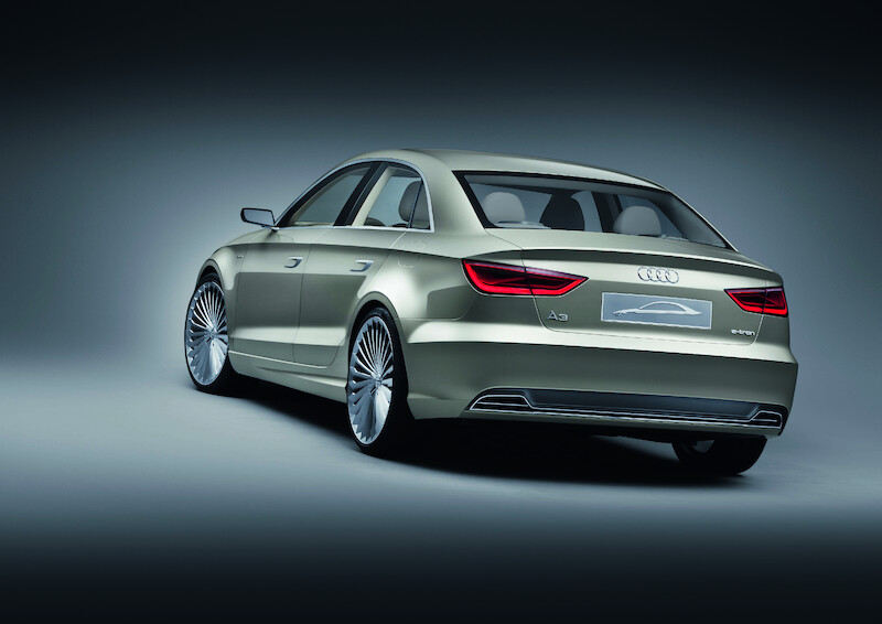 Zaawansowana technika
- model studyjny Audi A3 e-tron concept