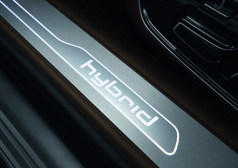 Konsekwentnie efektywne - Audi A8 hybrid