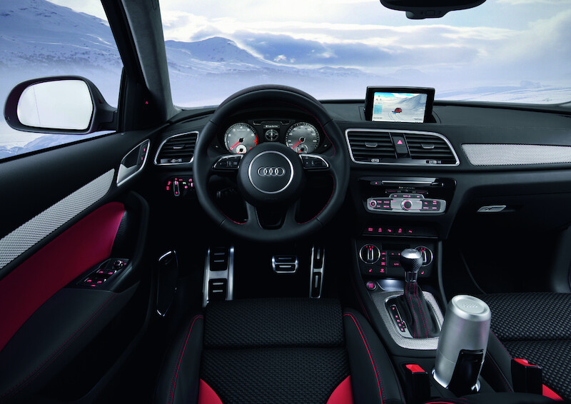 Audi Q3 red track
