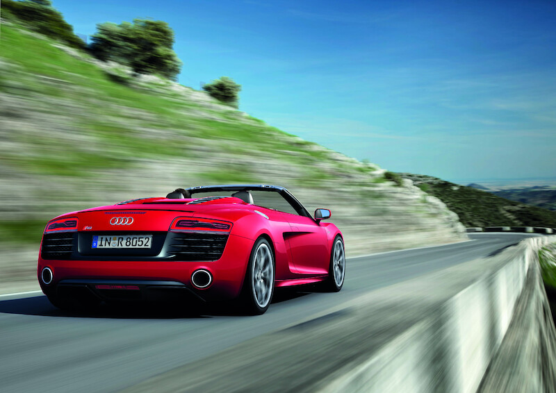 R8 Spyder V10